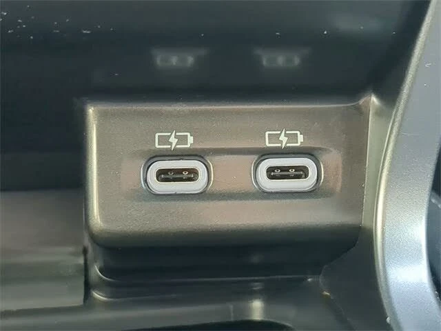 2023 Lexus RX 5th Gen - Image 13 of 19