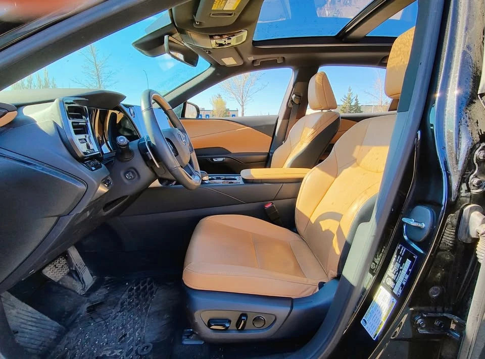 2023 Lexus RX 5th Gen - Image 13 of 20