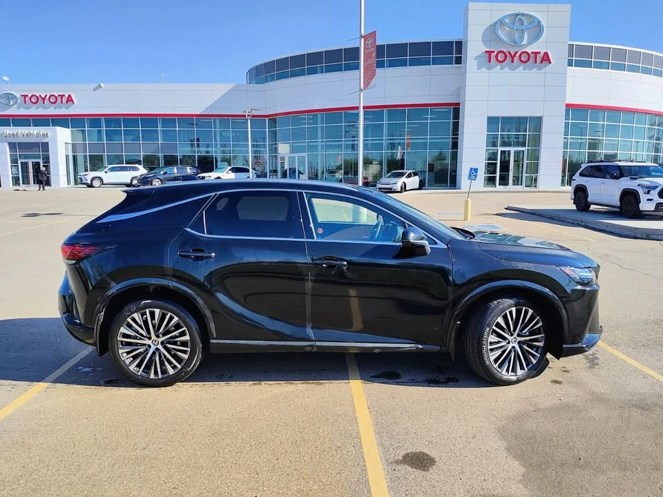 2023 Lexus RX 5th Gen - Image 2 of 20