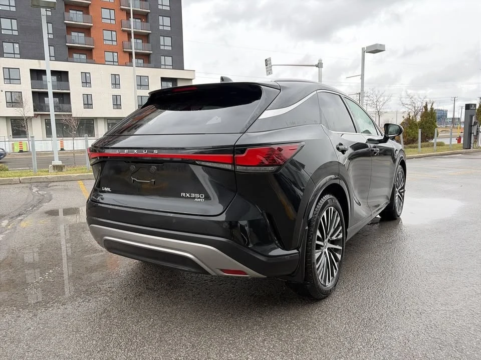 2023 Lexus RX 5th Gen - Image 8 of 12