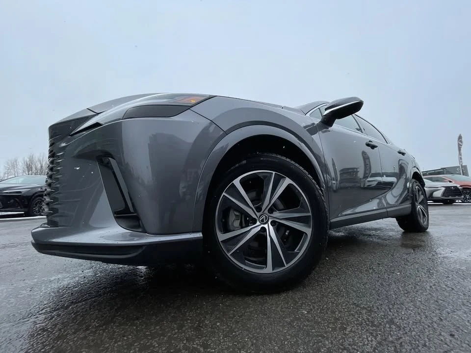 2023 Lexus RX 5th Gen - Image 6 of 20