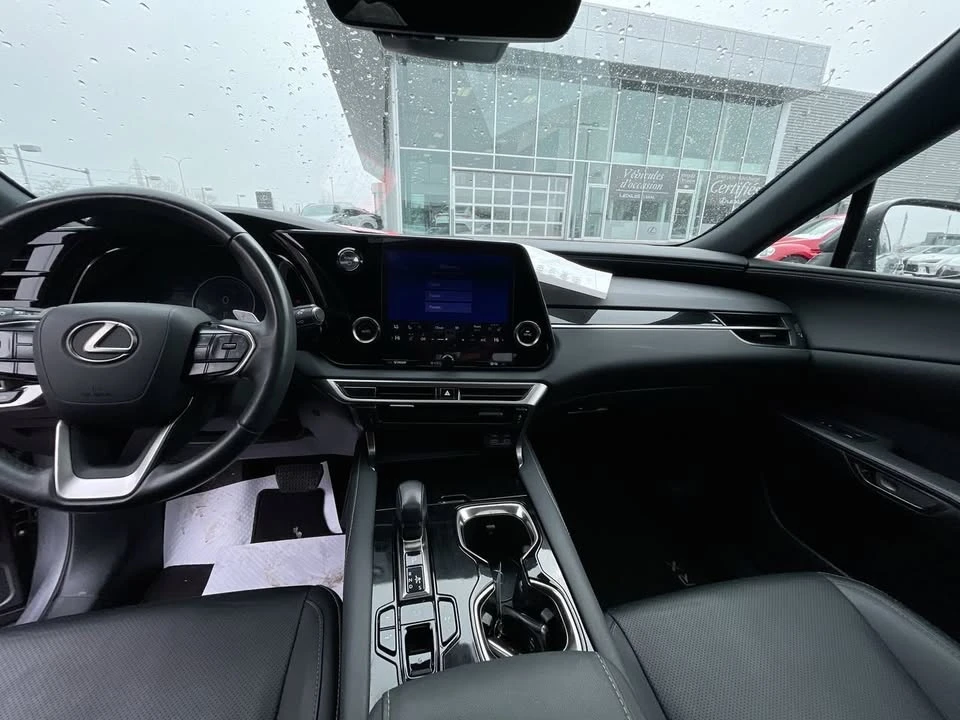 2023 Lexus RX 5th Gen - Image 15 of 20