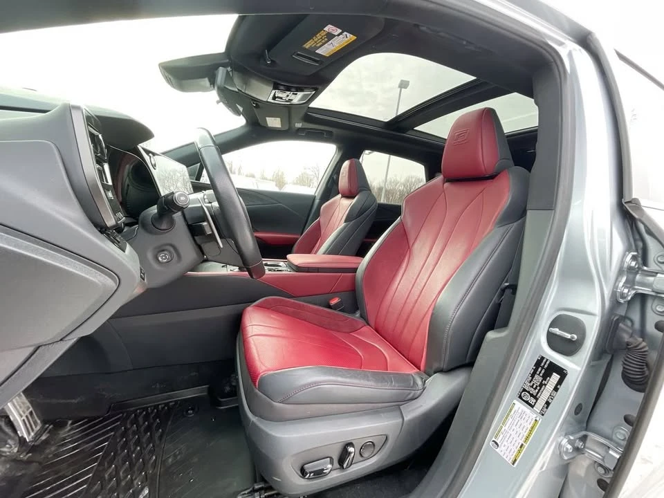 2023 Lexus RX 5th Gen - Image 10 of 20