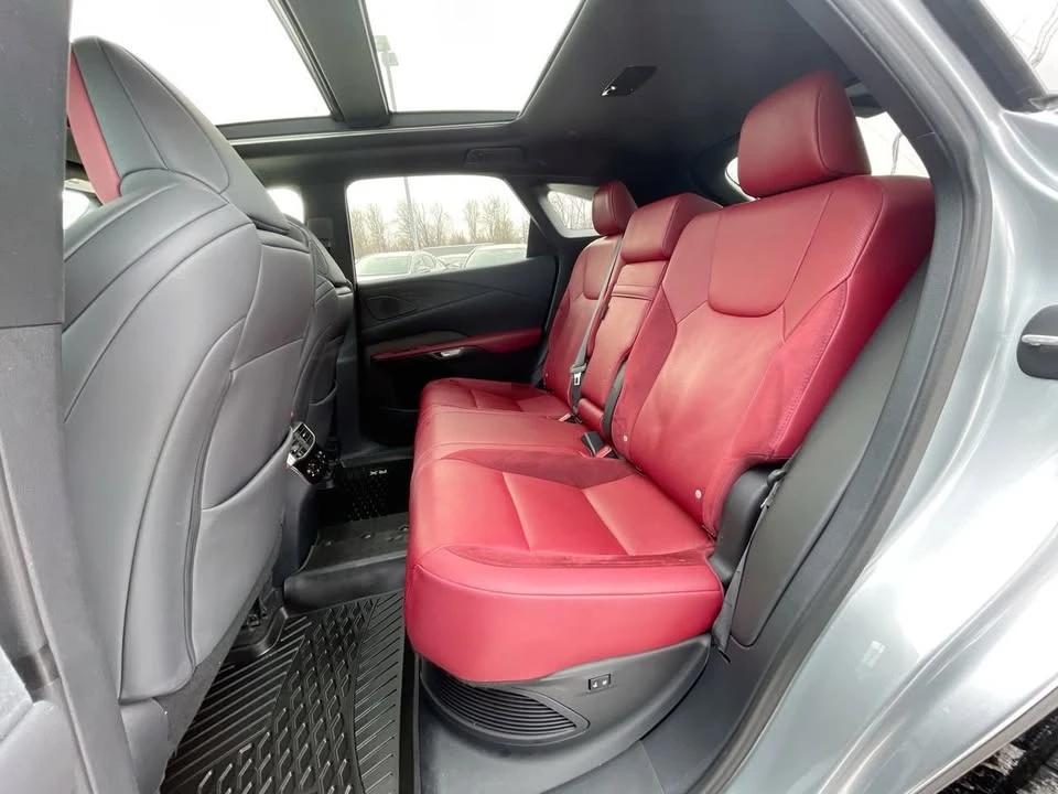 2023 Lexus RX 5th Gen - Image 18 of 20