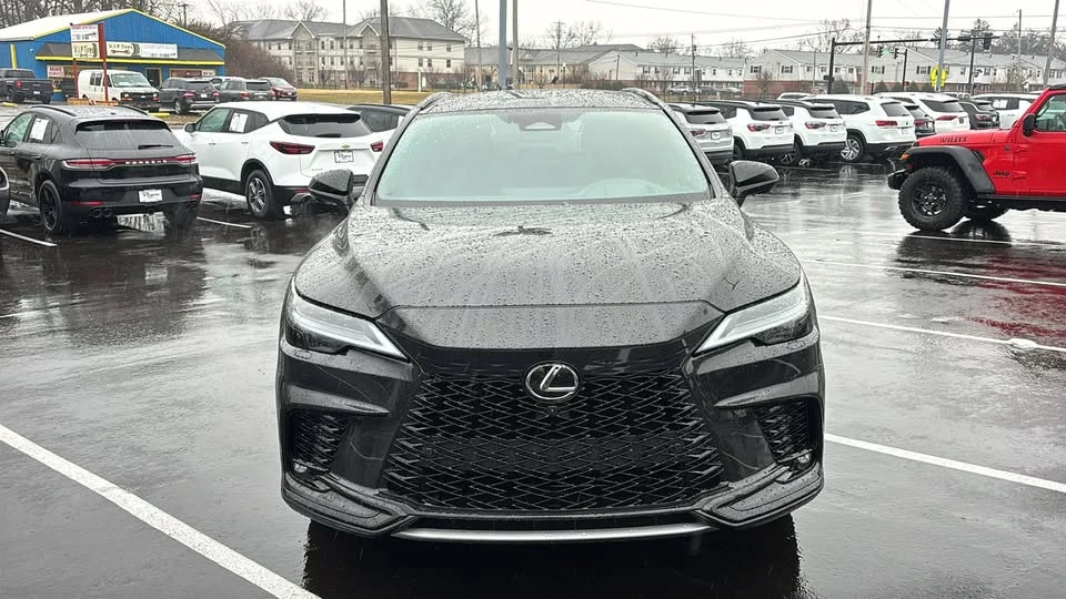 2023 Lexus RX 5th Gen - Image 2 of 14