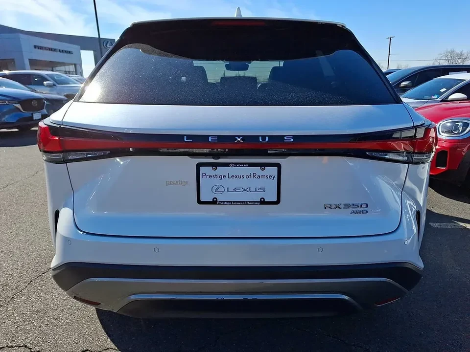 2023 Lexus RX 5th Gen - Image 3 of 16
