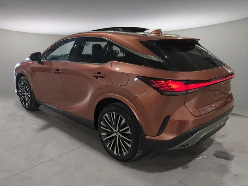 2023 Lexus RX 5th Gen - Image 4 of 15