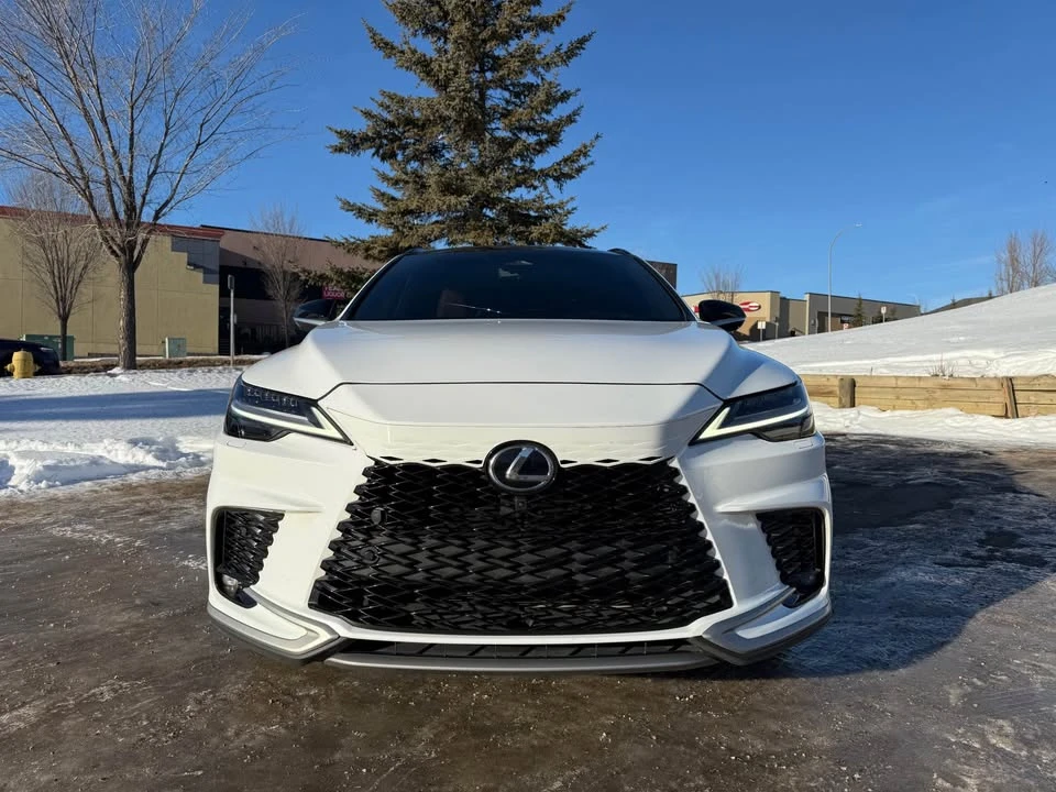 2023 Lexus RX 5th Gen - Image 5 of 10