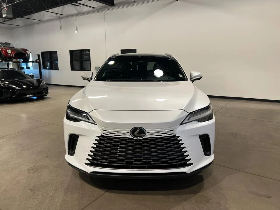 2023 Lexus RX 5th Gen - Image 7 of 19