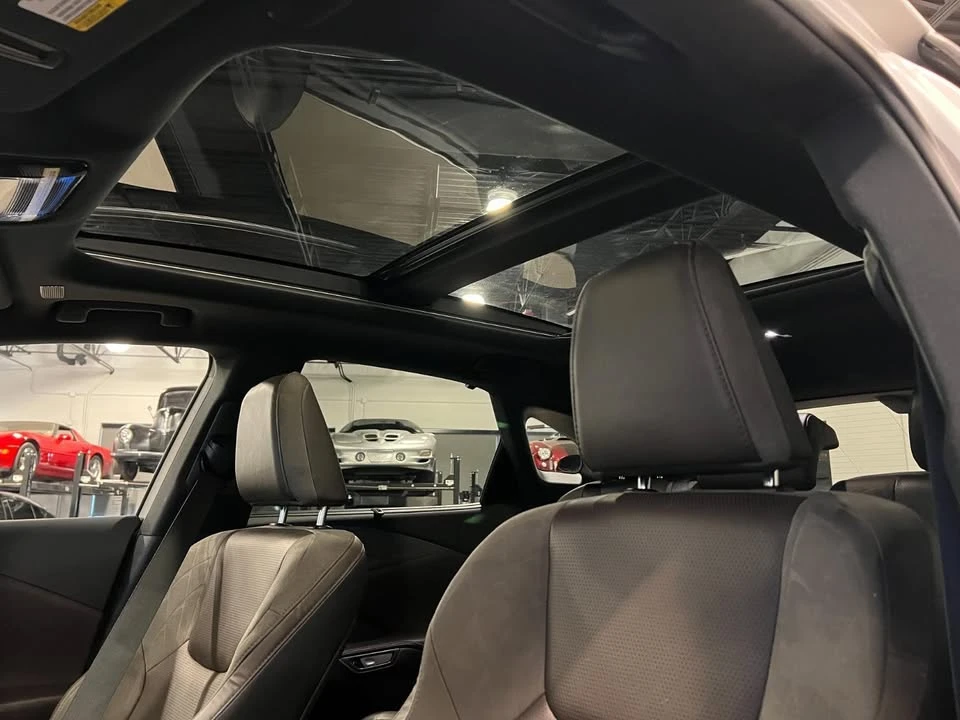 2023 Lexus RX 5th Gen - Image 14 of 19