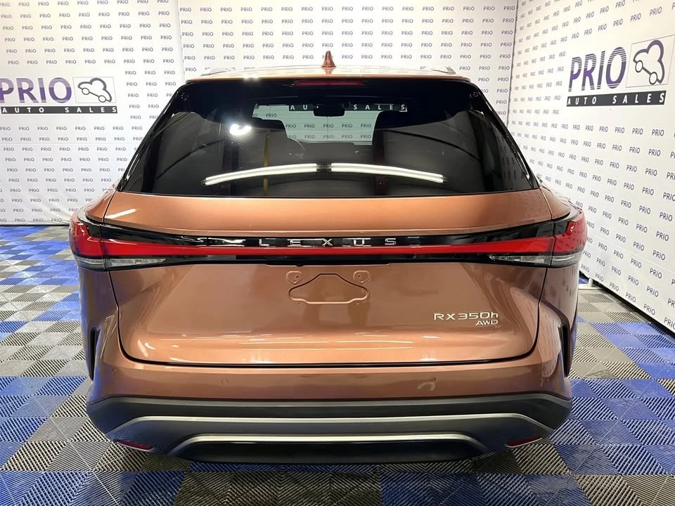 2023 Lexus RX 5th Gen - Image 4 of 13