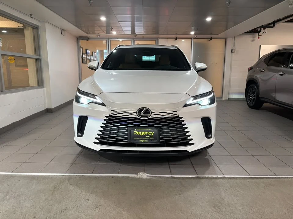 2023 Lexus RX 5th Gen - Image 2 of 6
