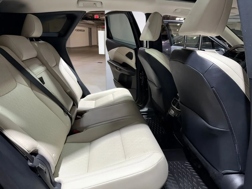 2023 Lexus RX 5th Gen - Image 3 of 16