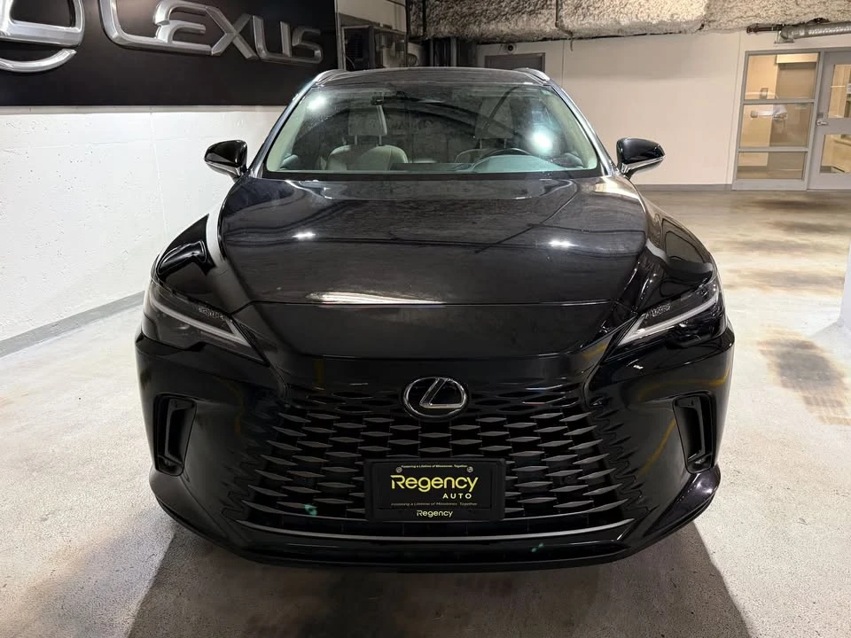2023 Lexus RX 5th Gen - Image 6 of 16
