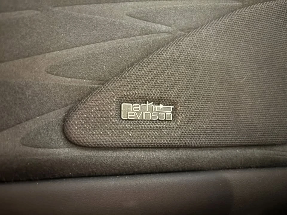 2023 Lexus RX 5th Gen - Image 7 of 9