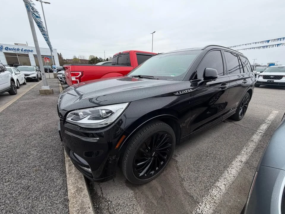2023 Lincoln Aviator 2nd Gen - Image 2 of 18