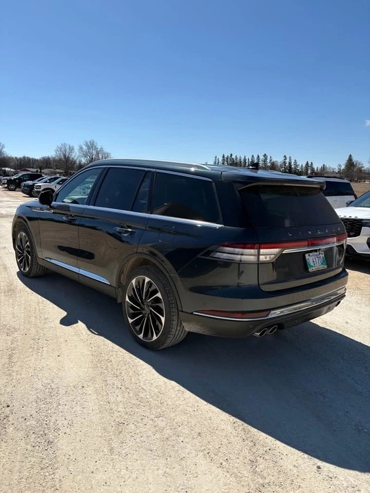 2023 Lincoln Aviator 2nd Gen - Image 2 of 9