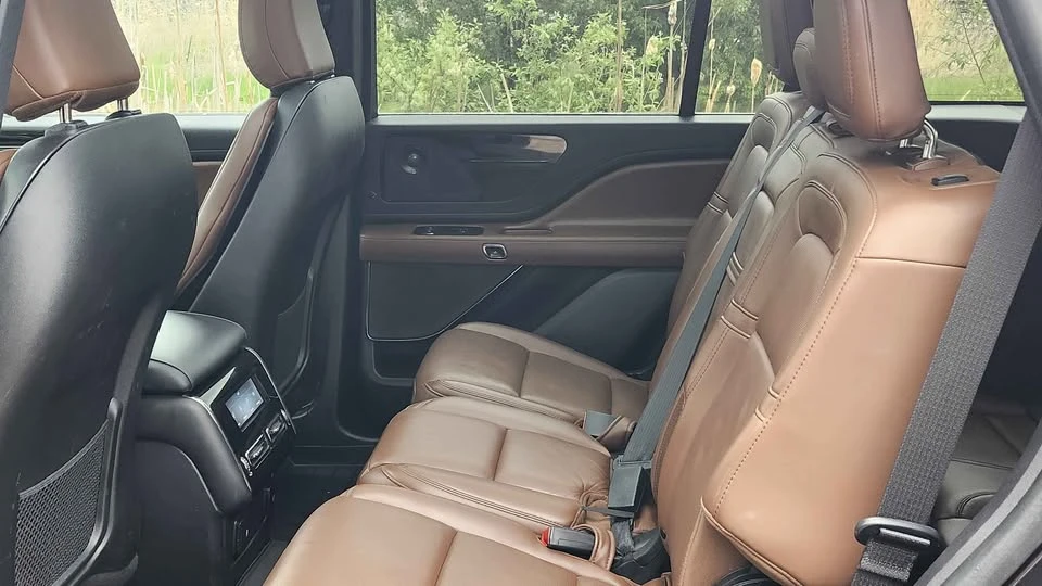 2023 Lincoln Aviator 2nd Gen - Image 10 of 13