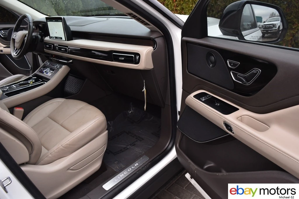 2023 Lincoln Aviator 2nd Gen - Image 17 of 21