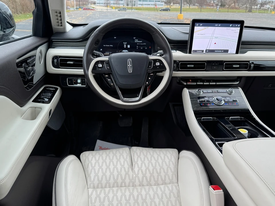 2023 Lincoln Aviator 2nd Gen - Image 16 of 21