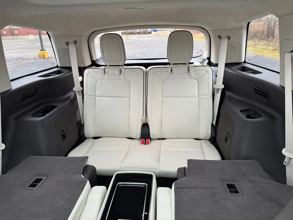 2023 Lincoln Aviator 2nd Gen - Image 10 of 21