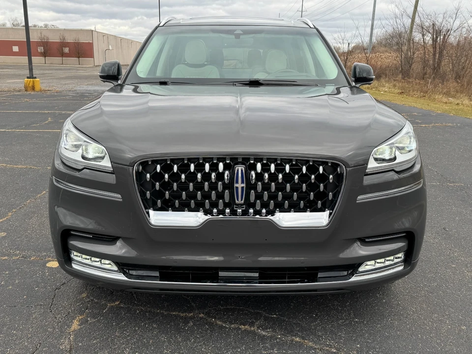 2023 Lincoln Aviator 2nd Gen - Image 2 of 21