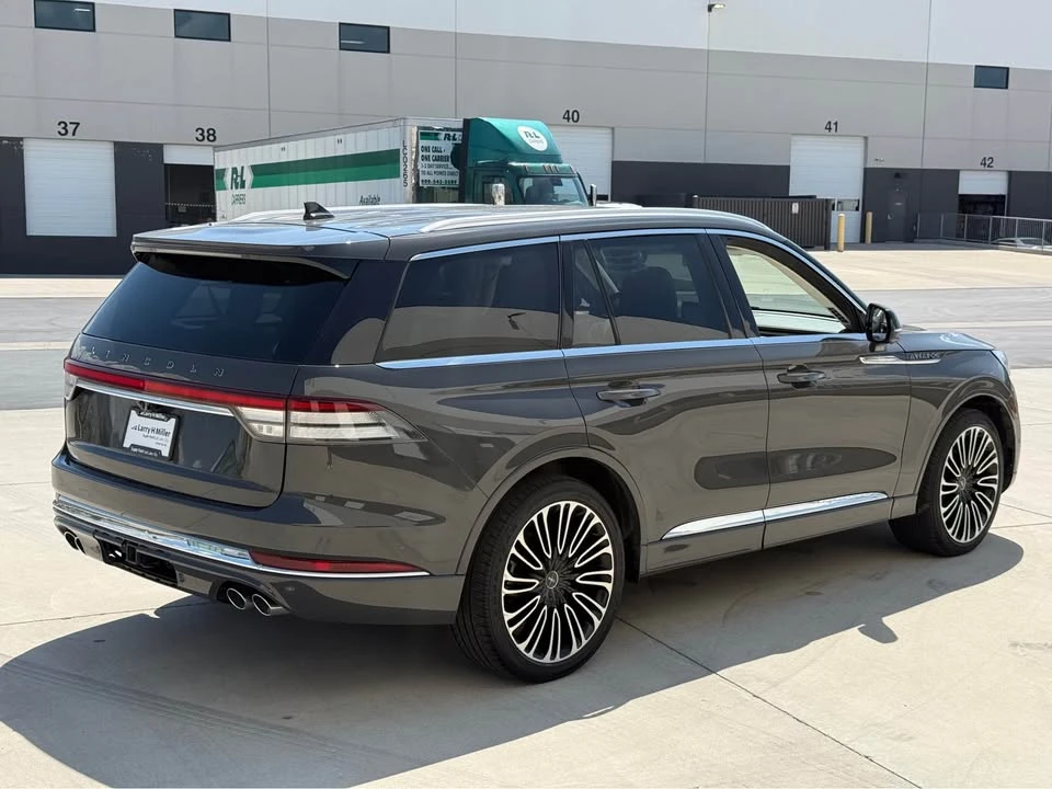 2023 Lincoln Aviator 2nd Gen - Image 7 of 12