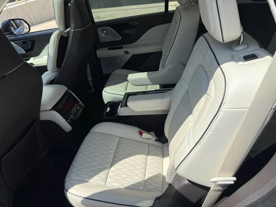 2023 Lincoln Aviator 2nd Gen - Image 10 of 12