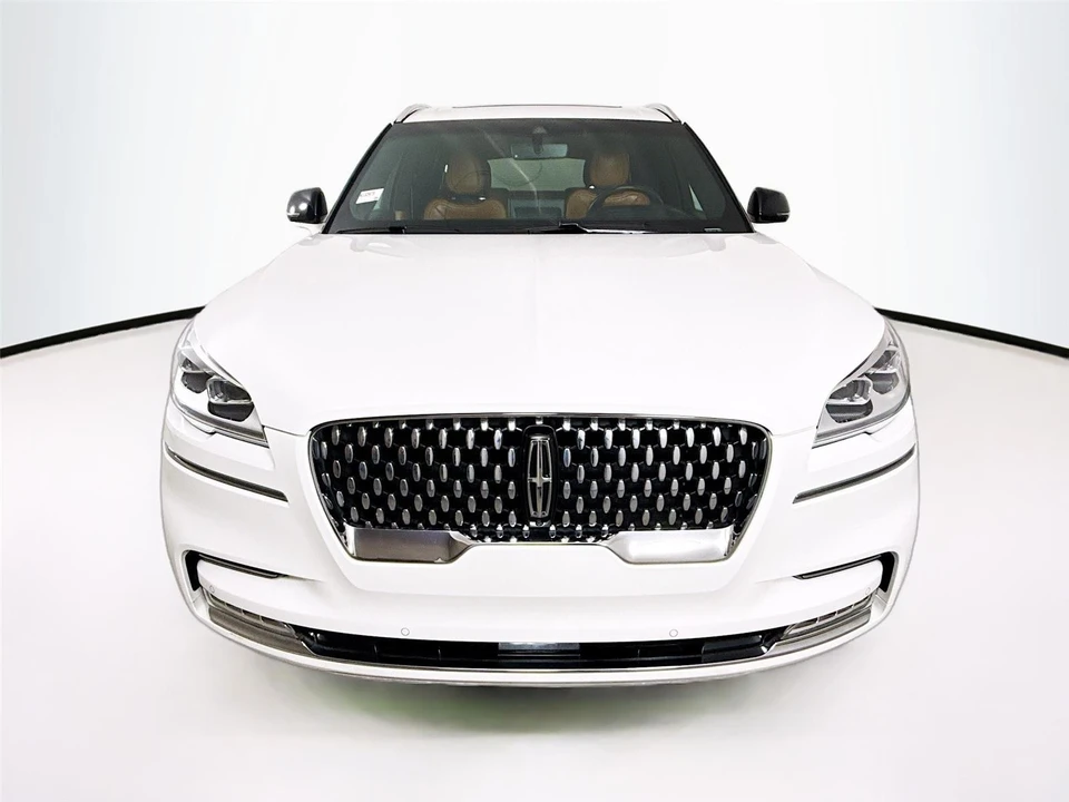 2023 Lincoln Aviator 2nd Gen - Image 2 of 21