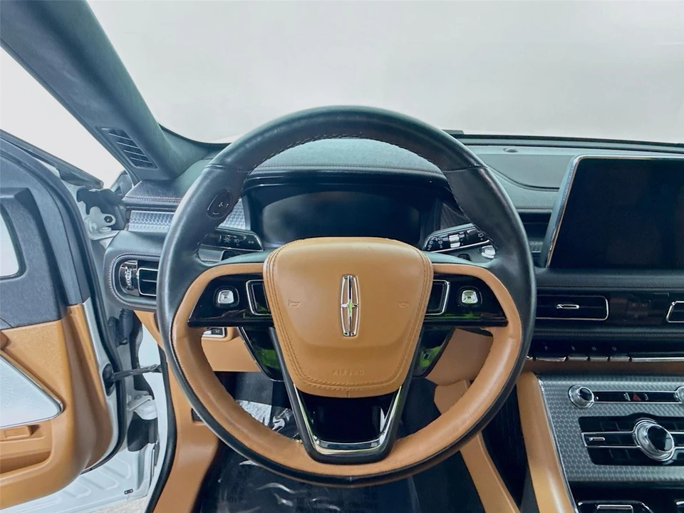 2023 Lincoln Aviator 2nd Gen - Image 11 of 21