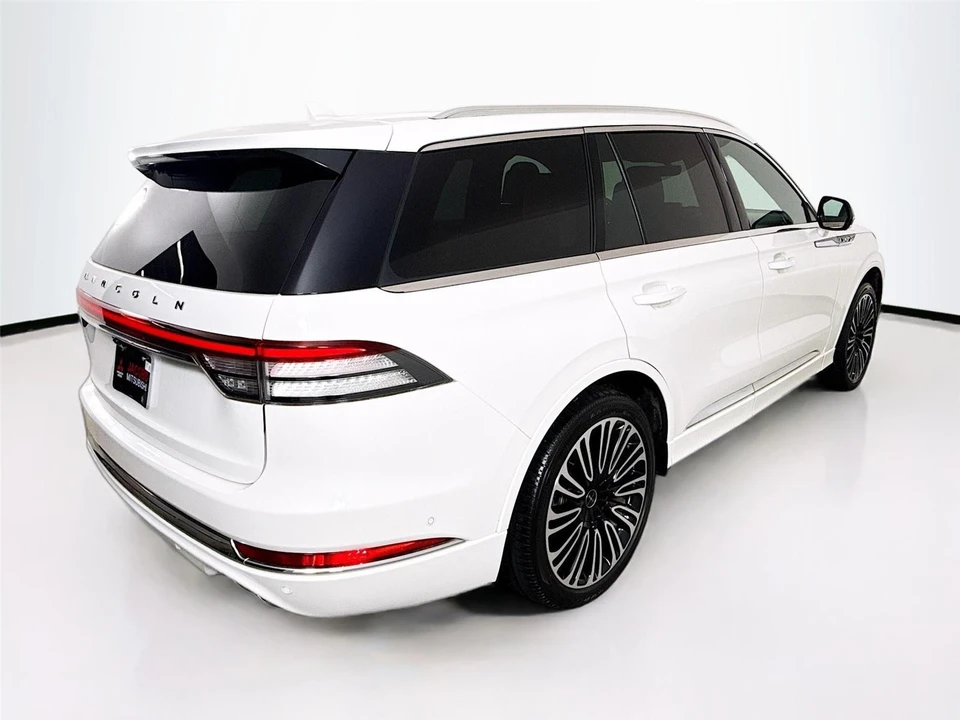 2023 Lincoln Aviator 2nd Gen - Image 7 of 21