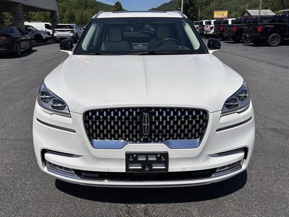 2023 Lincoln Aviator 2nd Gen - Image 3 of 21