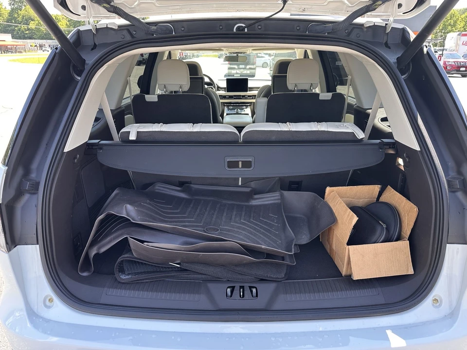 2023 Lincoln Aviator 2nd Gen - Image 19 of 21