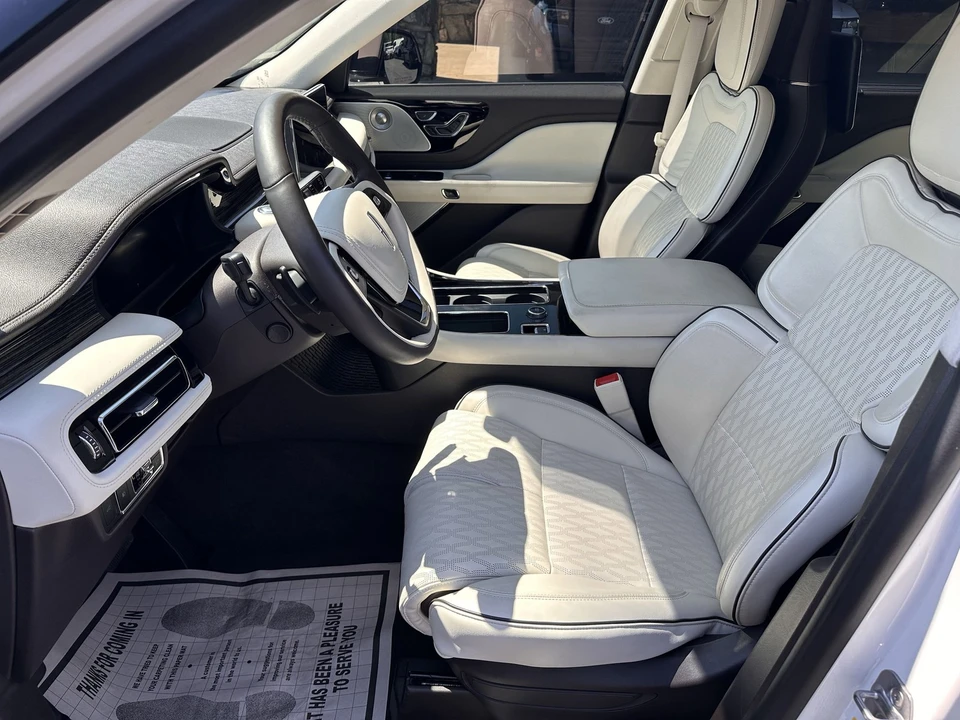 2023 Lincoln Aviator 2nd Gen - Image 10 of 21