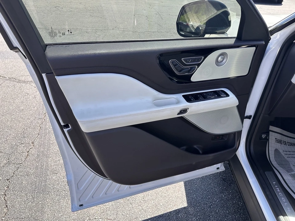 2023 Lincoln Aviator 2nd Gen - Image 9 of 21