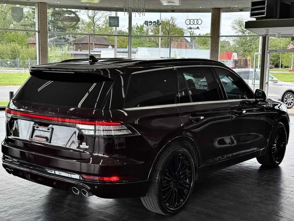 2023 Lincoln Aviator 2nd Gen - Image 14 of 21