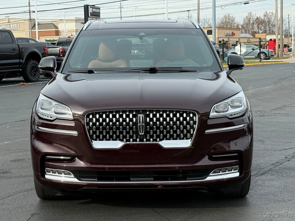 2023 Lincoln Aviator 2nd Gen - Image 8 of 12