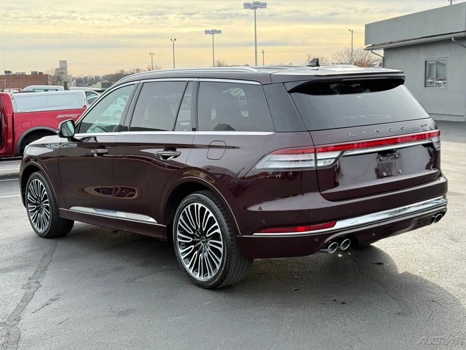 2023 Lincoln Aviator 2nd Gen - Image 5 of 12