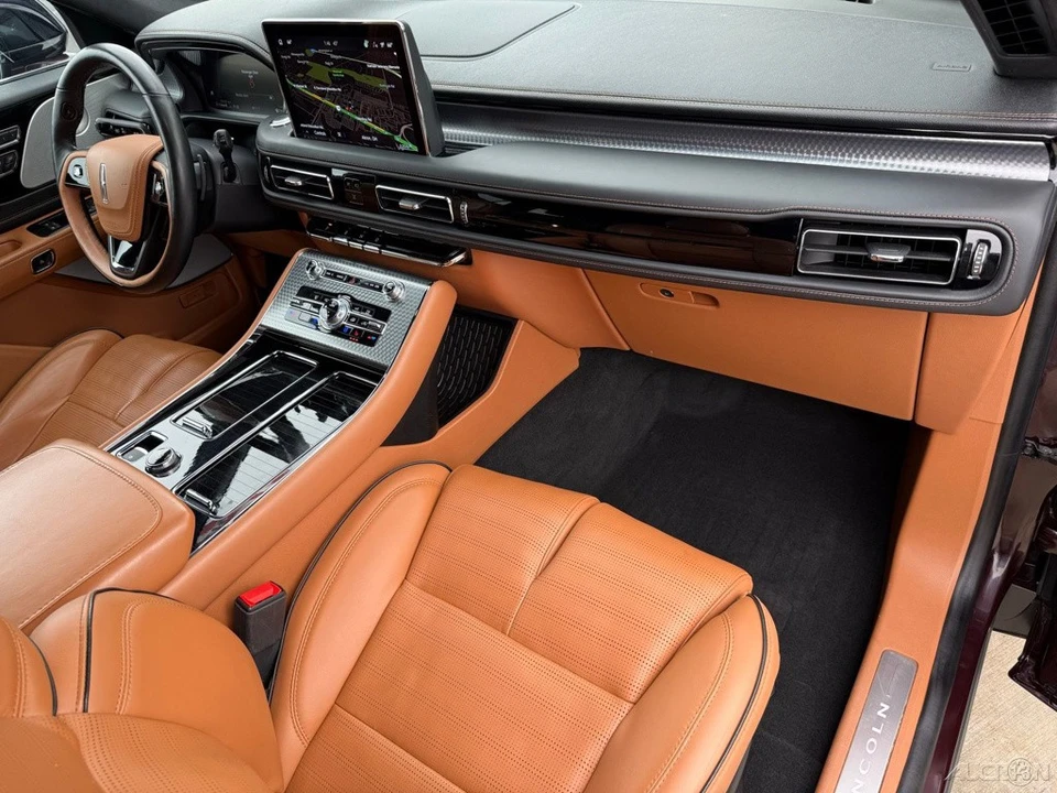 2023 Lincoln Aviator 2nd Gen - Image 19 of 21