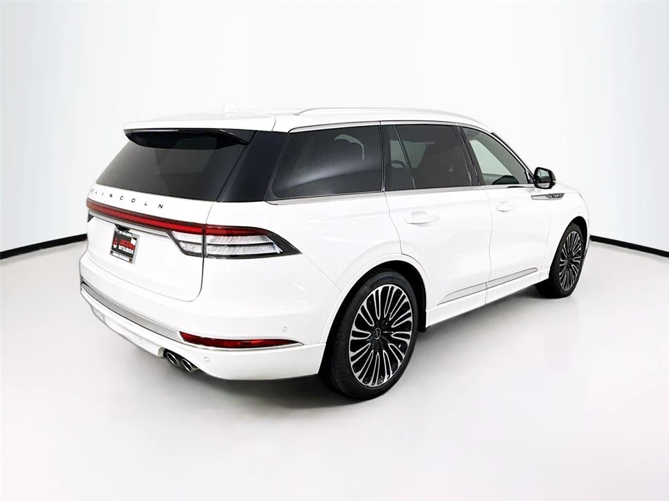 2023 Lincoln Aviator 2nd Gen - Image 13 of 31