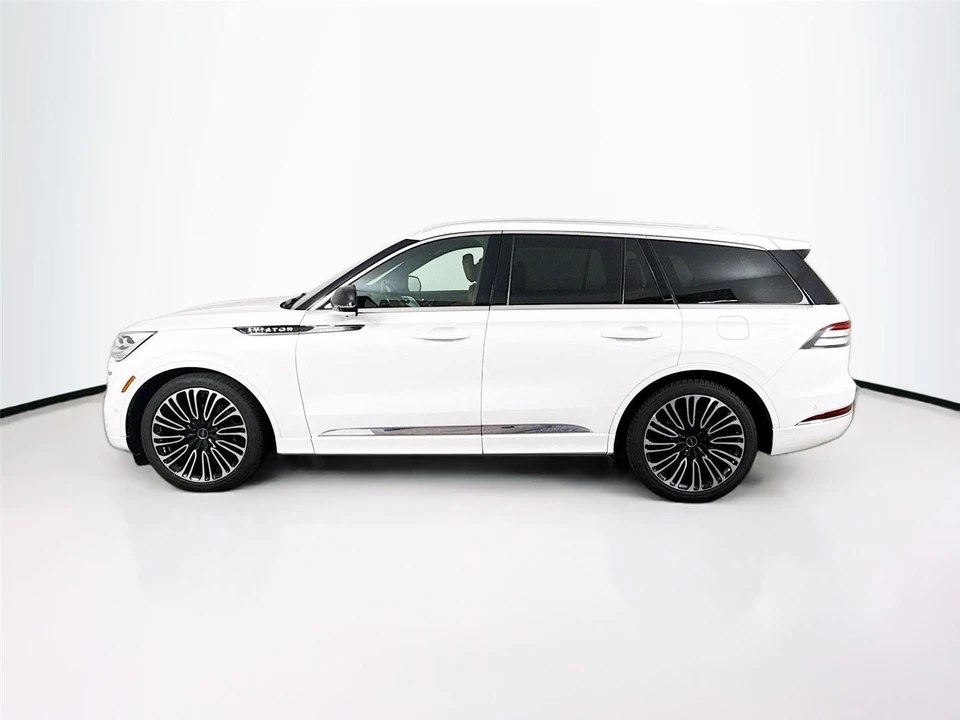 2023 Lincoln Aviator 2nd Gen - Image 7 of 15