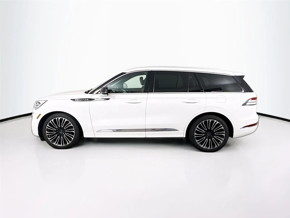 2023 Lincoln Aviator 2nd Gen - Image 7 of 31