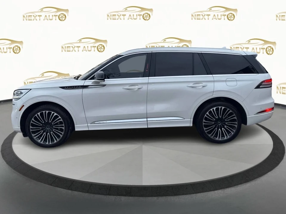 2023 Lincoln Aviator 2nd Gen - Image 2 of 21