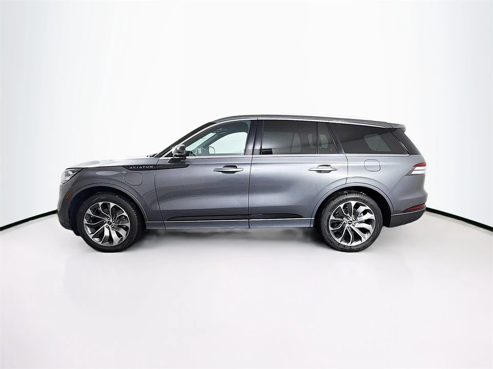 2023 Lincoln Aviator 2nd Gen - Image 5 of 12