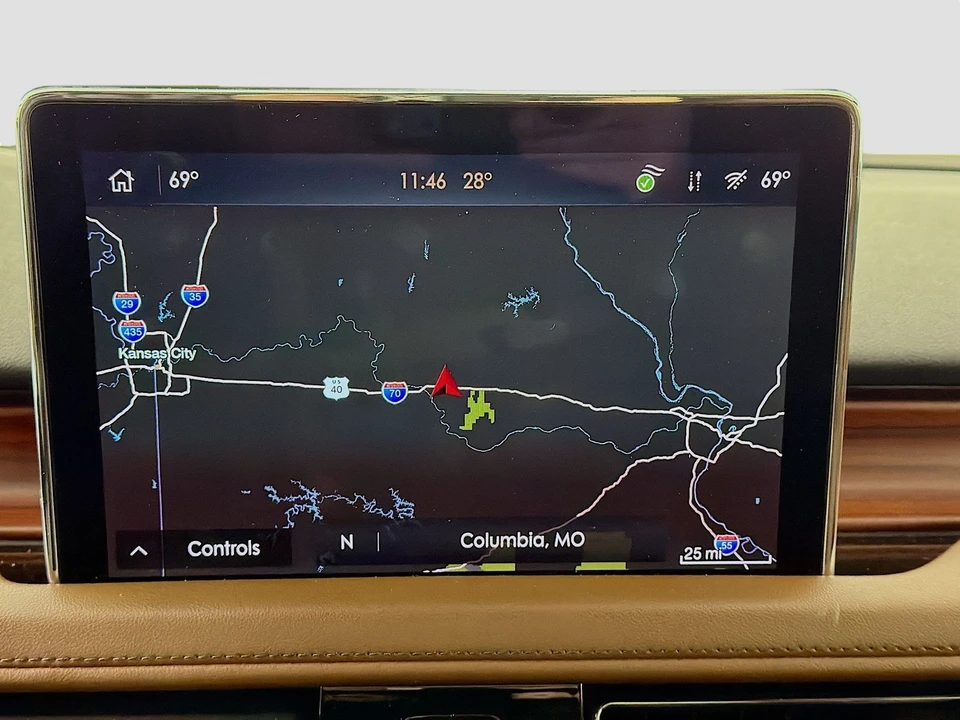 2023 Lincoln Aviator 2nd Gen - Image 18 of 21