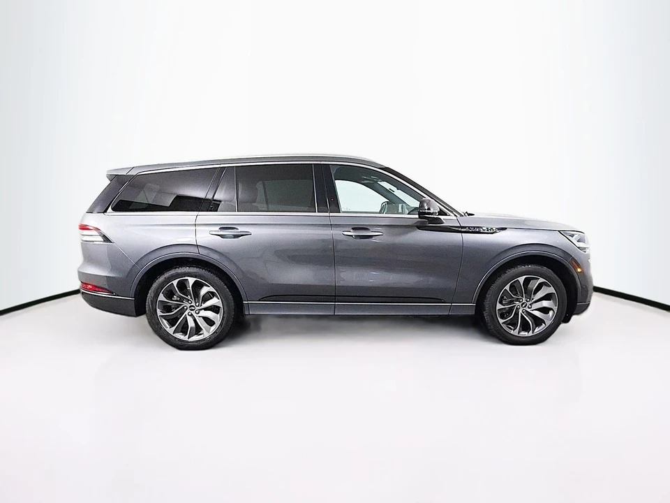 2023 Lincoln Aviator 2nd Gen - Image 9 of 21