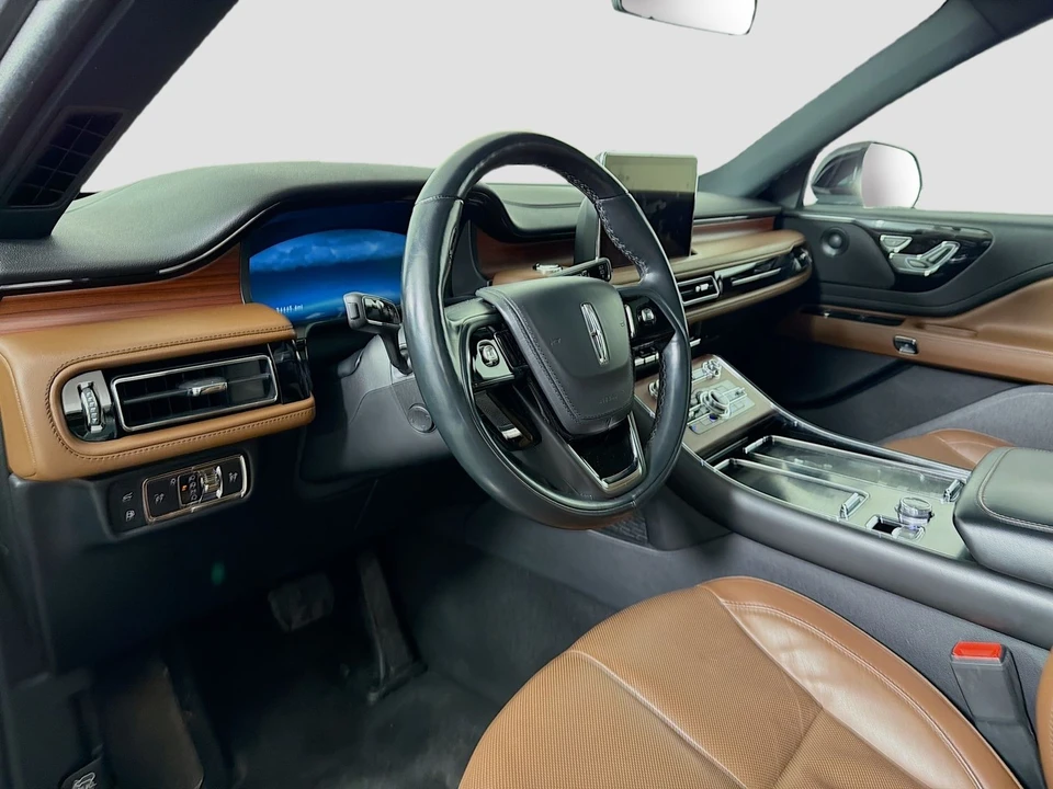 2023 Lincoln Aviator 2nd Gen - Image 11 of 21