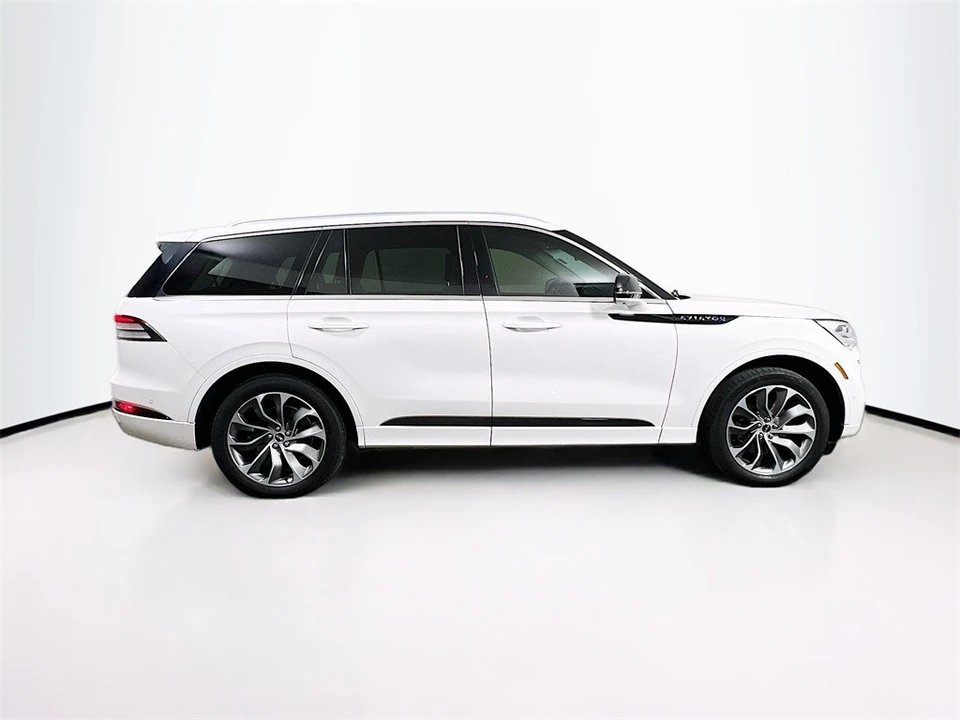 2023 Lincoln Aviator 2nd Gen - Image 8 of 12