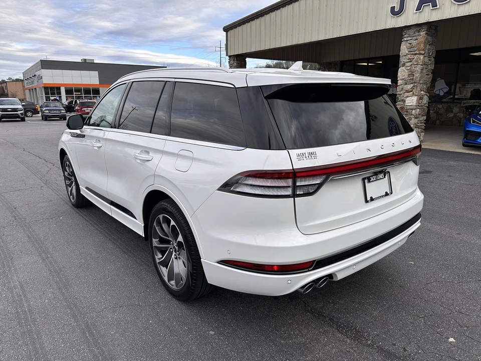 2023 Lincoln Aviator 2nd Gen - Image 8 of 12