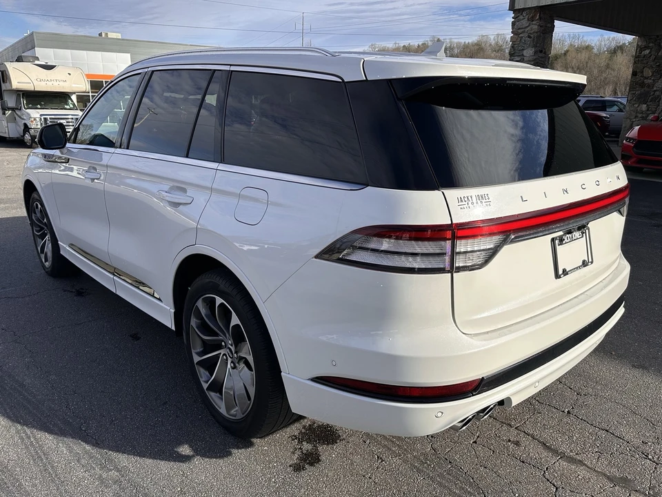 2023 Lincoln Aviator 2nd Gen - Image 8 of 21